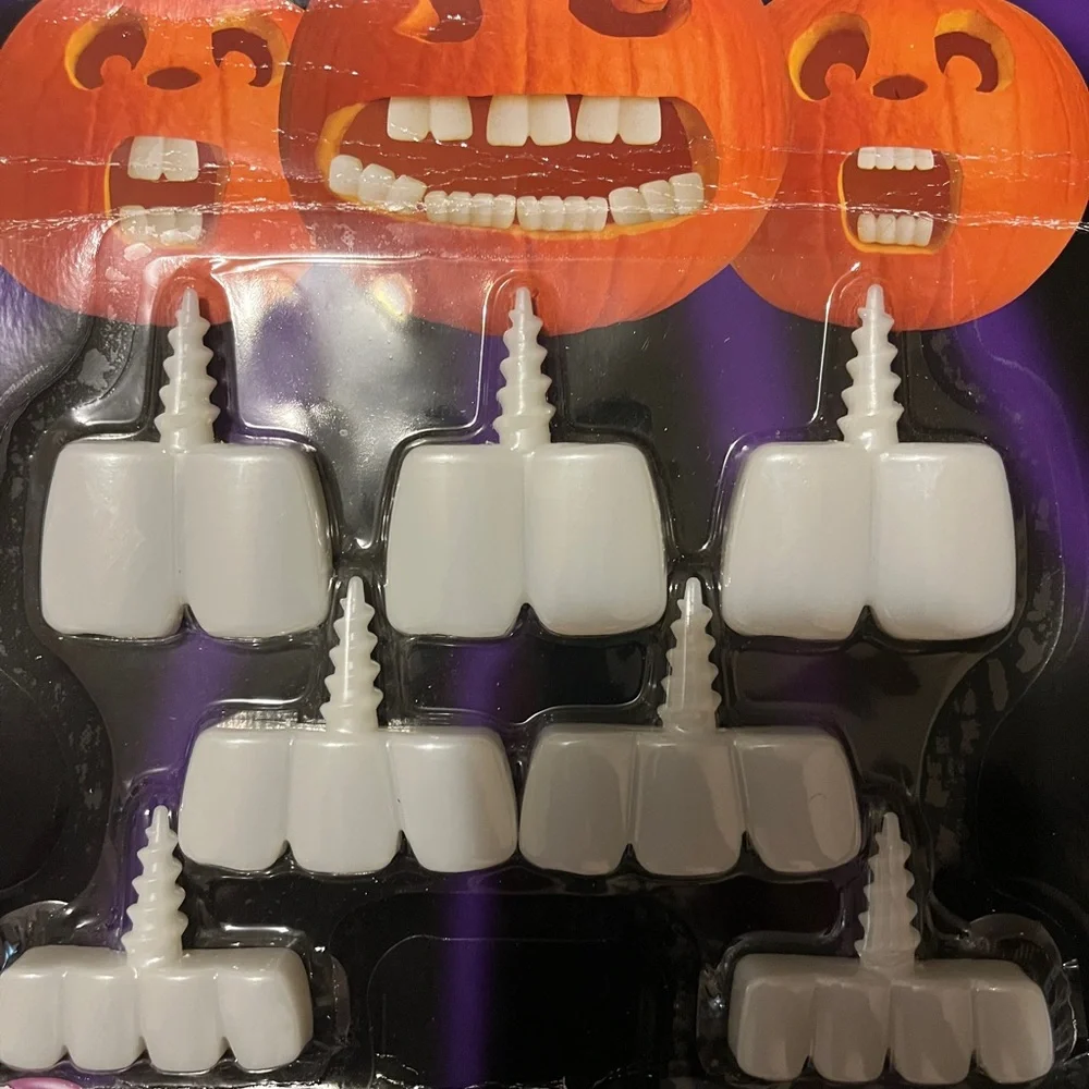 White Pumpkin Teeth Set - Glow in the Dark